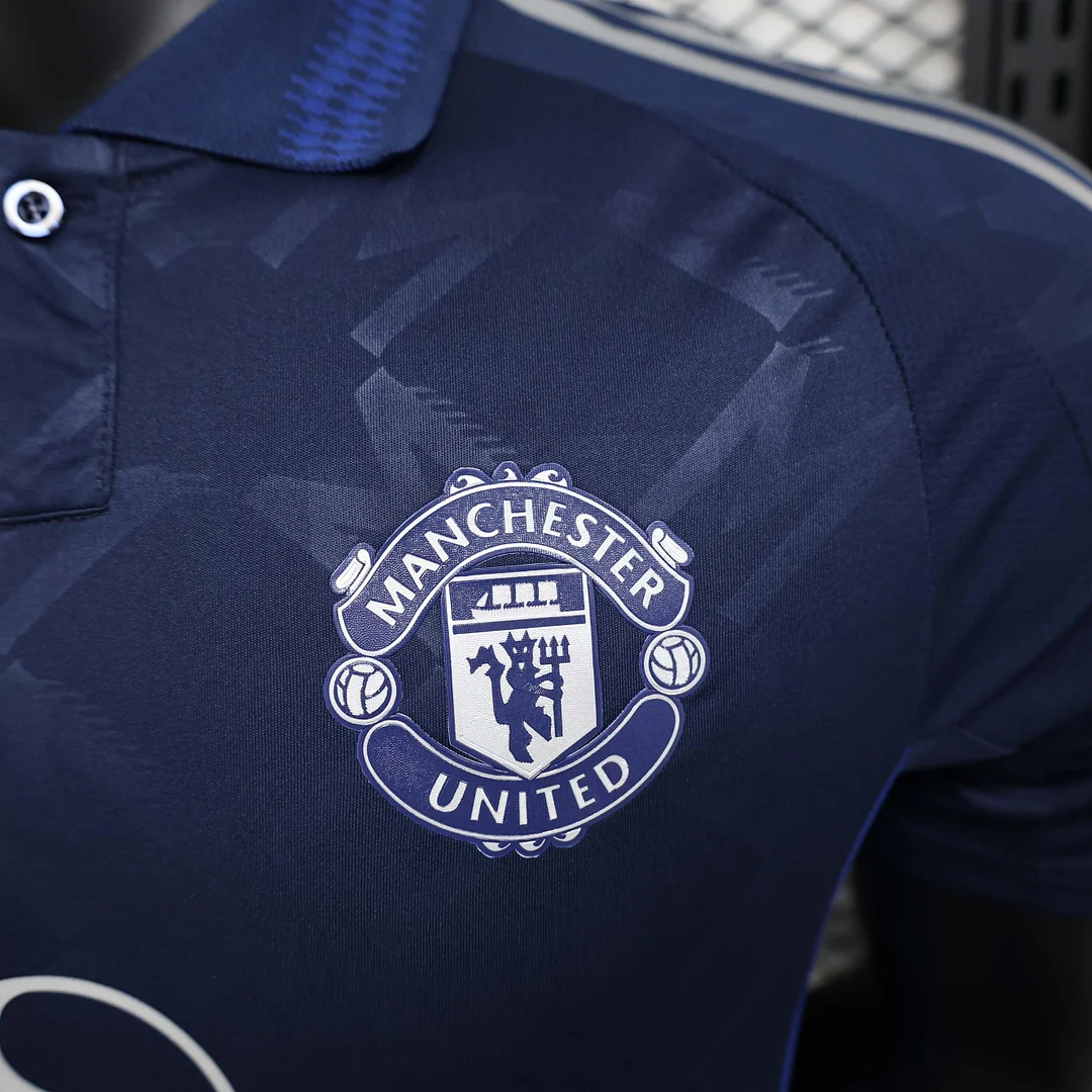 Manchester United Away (2024/2025)