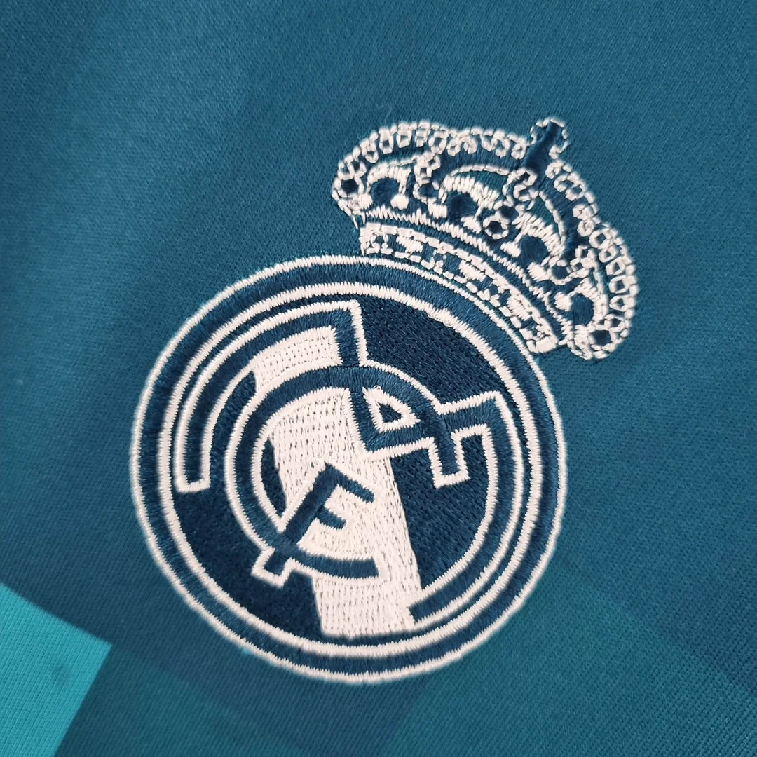 Real Madrid Third Retro (2017/2018)