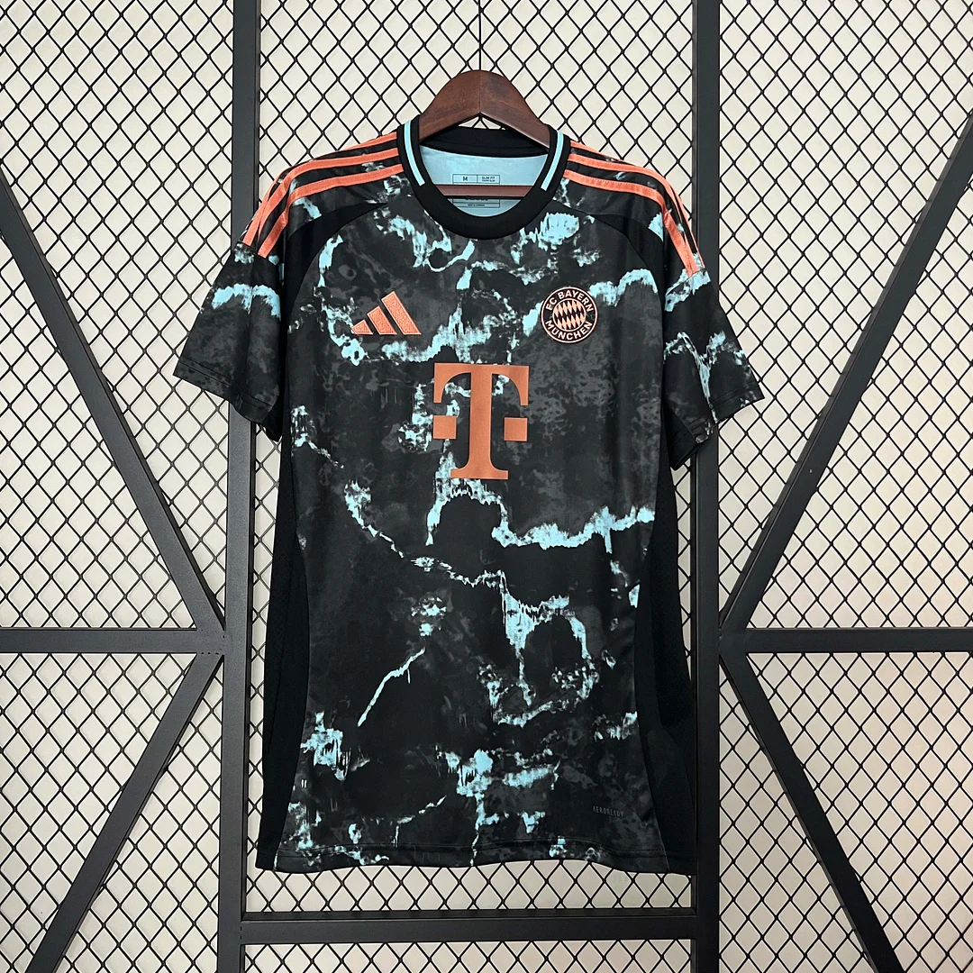 Bayern München Away (2024/2025)